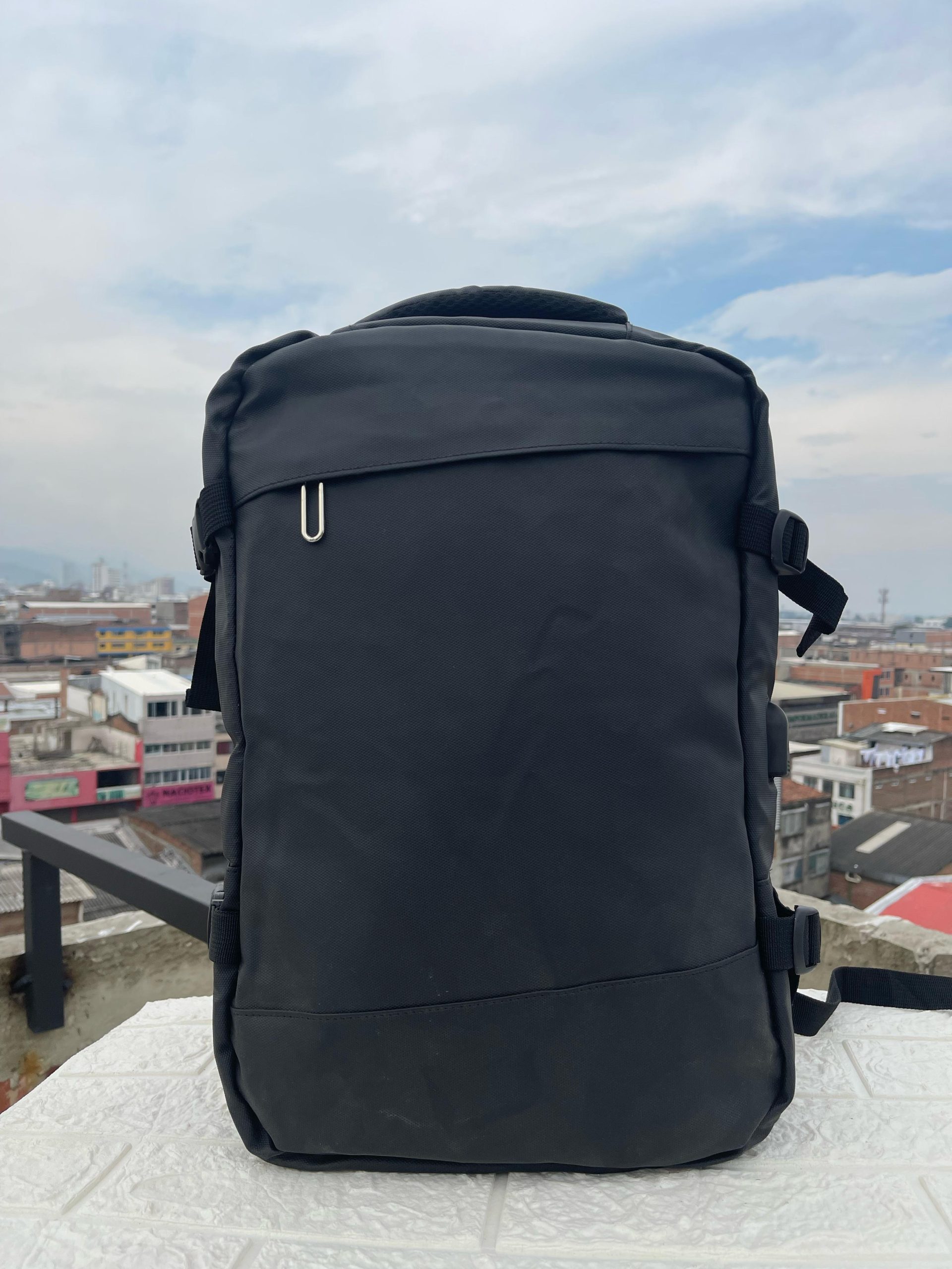 BOLSO VIAJERO ARKUVATECH NOMAD PRO